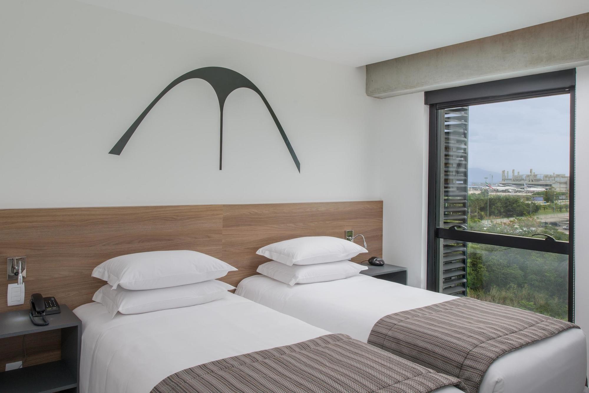 Hotel Linx Galeão Rio de Janeiro Exterior foto