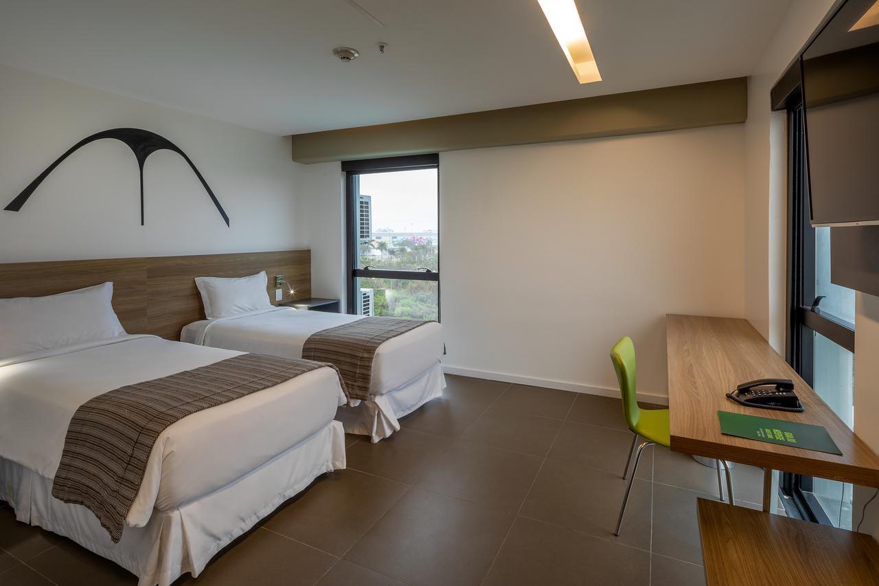 Hotel Linx Galeão Rio de Janeiro Exterior foto